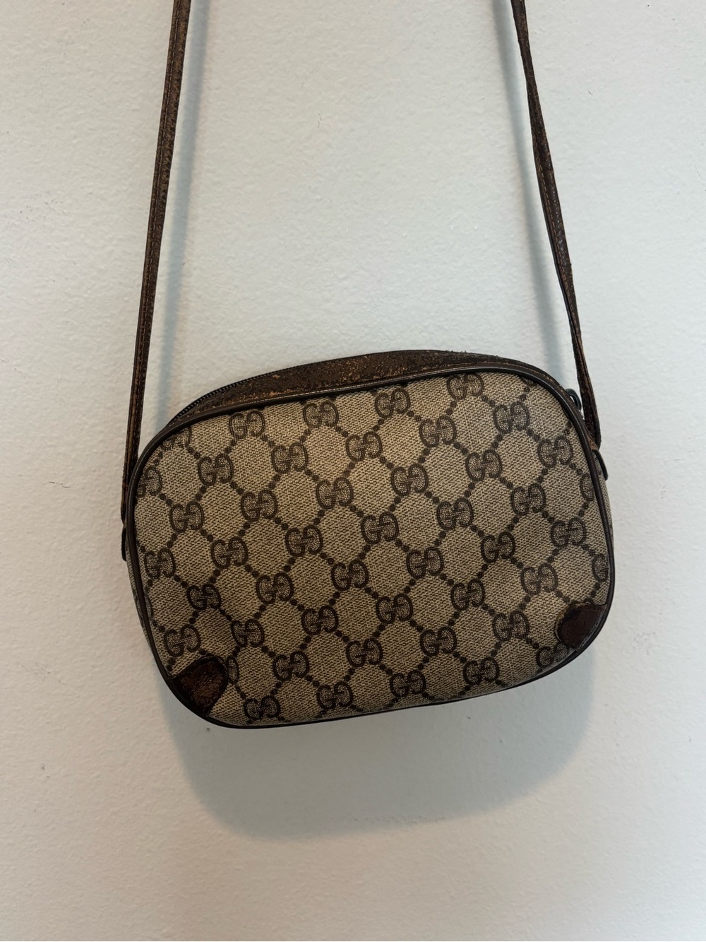 Gucci Beige/Brown Monogram Crossbody with Green-Red Web - Picture 16 of 16